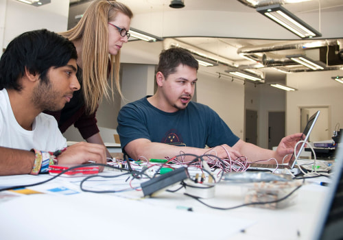 Small Group Sessions for Engineering Students in the UK: Boost Your Understanding and Performance